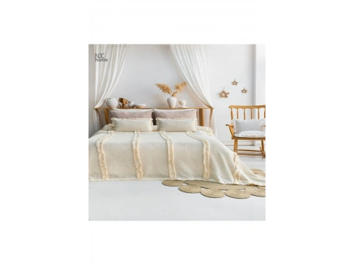 Krem Örgü Dantelli Ve Püsküllü Battal Boy Yatak Örtüsü (240 X 260)