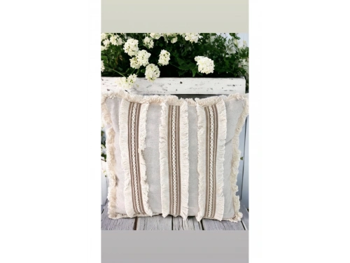 Üç Dantelli Püsküllü Ham Keten Krem Kırlent Kılıfı