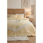 Sarı Renkli Pamuk Çift Ponponlu Tek Kişilik Nevresim Takımı(YEDEK YASTIKLI)