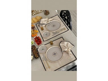 Organik Ham Keten Siyah Şeritli 6lı Ahşap Toka Hediyeli Peçete Takımı