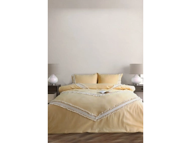 Sarı Renkli Pamuk Çift Ponponlu Çift Kişilik Nevresim Takımı