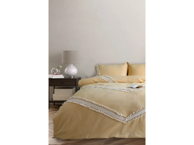 Sarı Renkli Pamuk Çift Ponponlu Çift Kişilik Nevresim Takımı