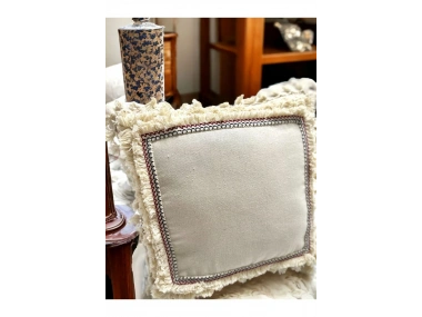 Dört Kenar Püsküllü Keten Krem Kırlent Kırlent Kılıfı43x43][
