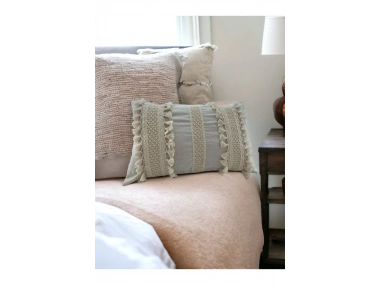 Ham Keten Üç Dantelli Ponponlu Kırlent Kırlent Kılıfı