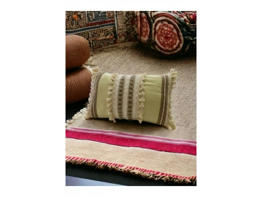 Sarı Kahverengi Dantelli Kırlent Kırlent Kılıfı (35 x 55)