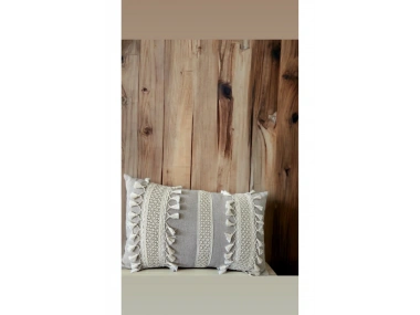 Özel Tasarım Tekli Bej Kırlent Kılıfı 35x55