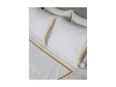 Beyaz Ponponlu %100 Pamuk Tek Kişilik Nevresim Takımı