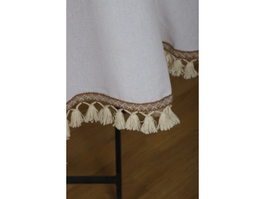 Beyaz Keten Şerit Ponponlu Yuvarlak Masa Örtüsü