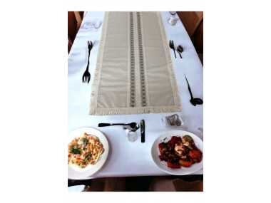 Püsküllü Ara Dantelli Runner (40 x 80) Tekli