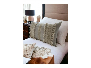 Ham Keten Üç Dantelli Ponponlu Kırlent Kırlent Kılıfı