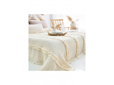 Krem Örgü Dantelli Ve Püsküllü Battal Boy Yatak Örtüsü (240 X 260)