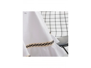 Beyaz Keten Özel Seri Fırfırlı Masa Örtüsü