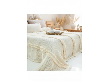 Krem Örgü Dantelli Ve Püsküllü Çift Kişilik Yatak Örtüsü (220 x 240)