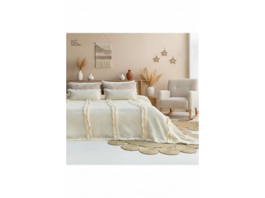 Krem Örgü Dantelli Ve Püsküllü Battal Boy Yatak Örtüsü (240 X 260)