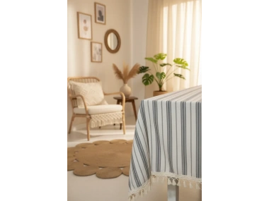 Gri Çizgili HAM Ponponlu Masa Örtüsü