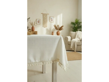 DESENLİ Krem Ponponlu Masa Örtüsü