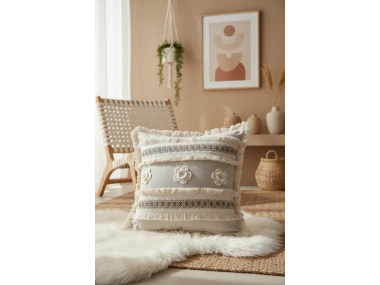 Kalın Dantel Püsküllü ve Motifli Keten Krem Kırlent Kırlent Kılıfı (43 x 43)