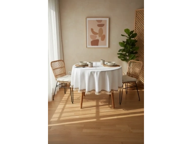 Beyaz Keten Şerit Ponponlu Yuvarlak Masa Örtüsü