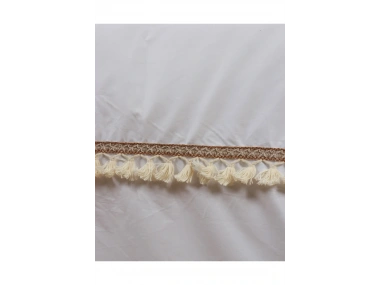 Beyaz Ponponlu %100 Pamuk Çift Kişilik Nevresim Takımı