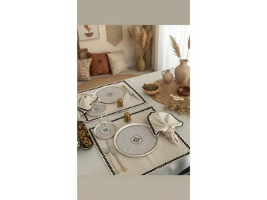 Organik Ham Keten Siyah Şeritli 6lı Ahşap Toka Hediyeli Peçete Takımı