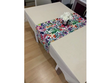 Çiçek Bahçesi Desenli Runner, Yüksek Kaliteli Dijital Baskılı Runner, Dayanıklı, Modern Tasarım 35x120 cm