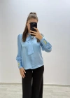 Fiyonk Detaylı Mavi Gömlek