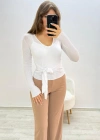 Yandan Bağlamalı Beyaz Triko