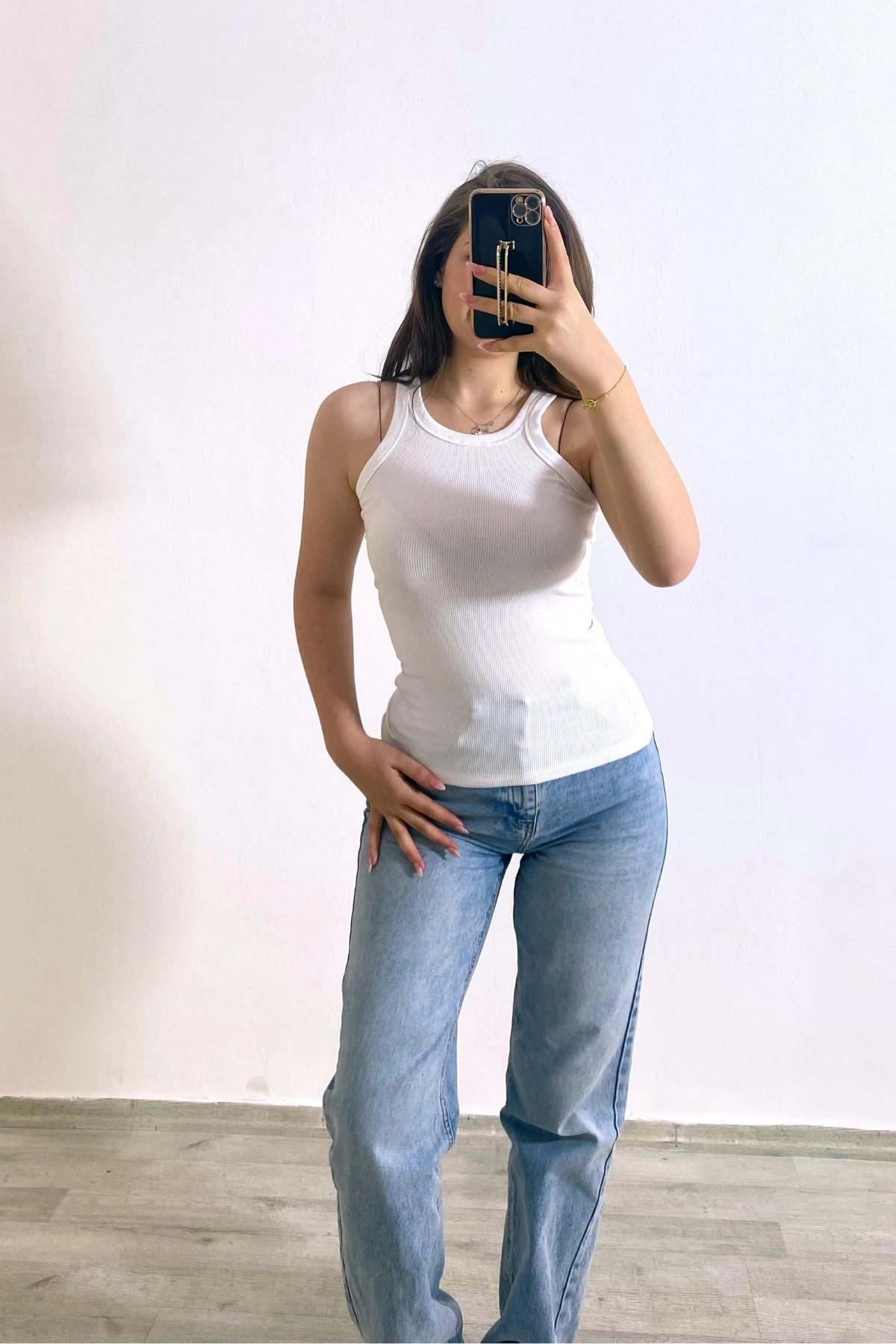 Beyaz Kaşkorse Kumaş Atlet