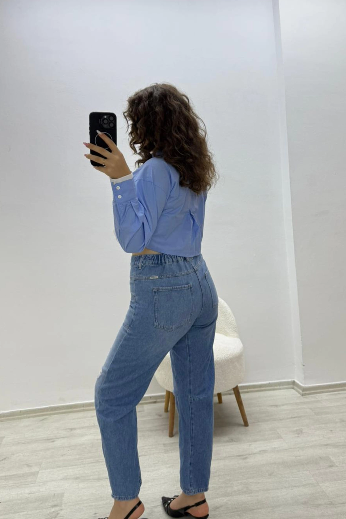 Cepli Geniş Paça Mavi Jean Pantolon