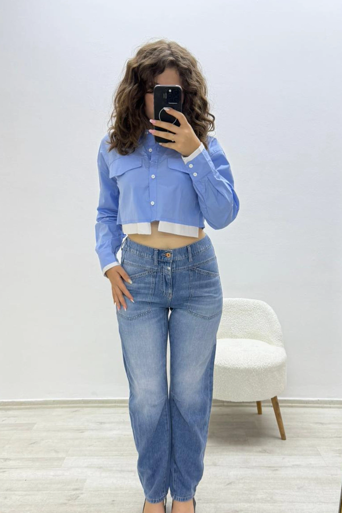 Cepli Geniş Paça Mavi Jean Pantolon