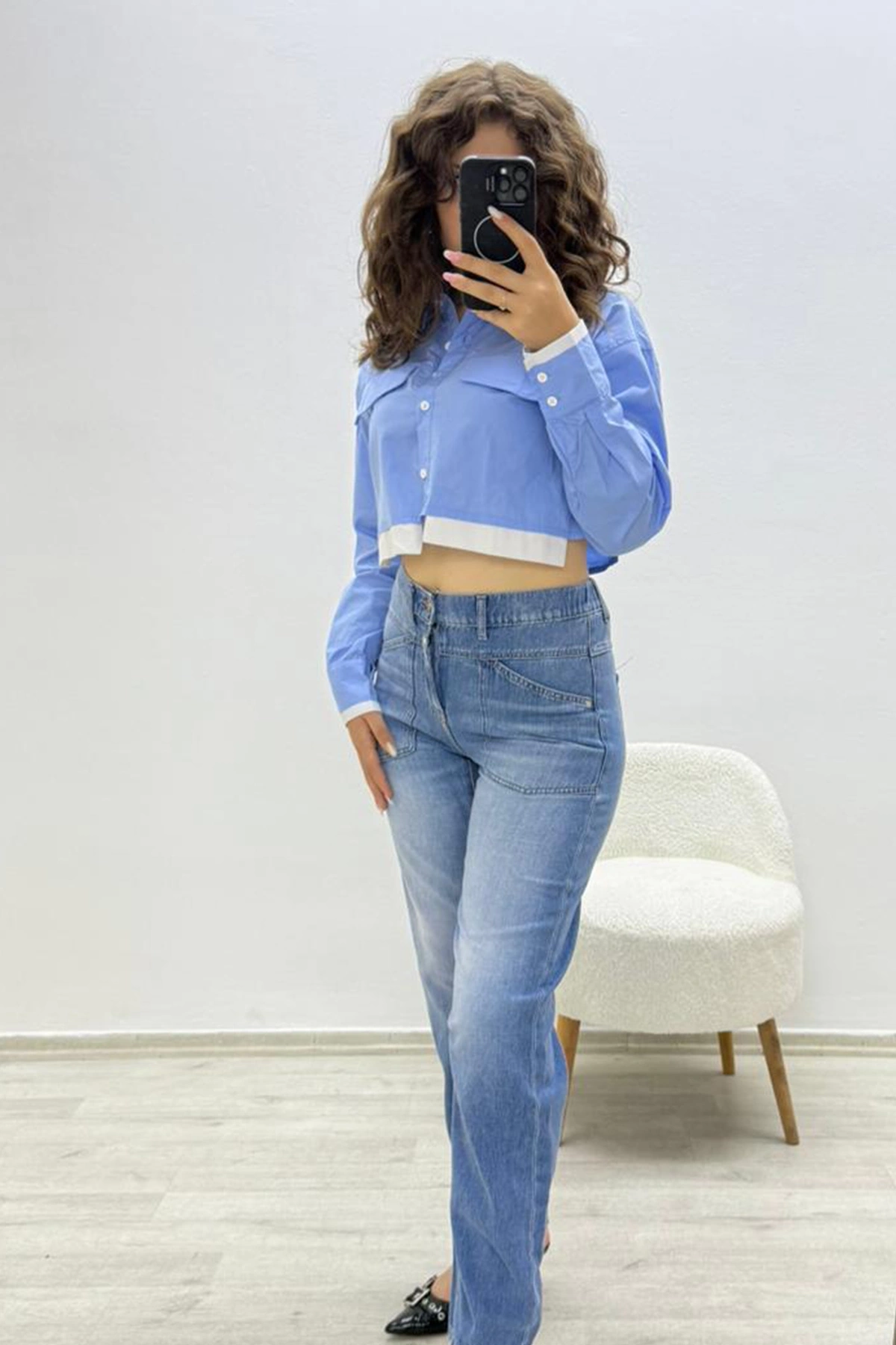 Cepli Geniş Paça Mavi Jean Pantolon