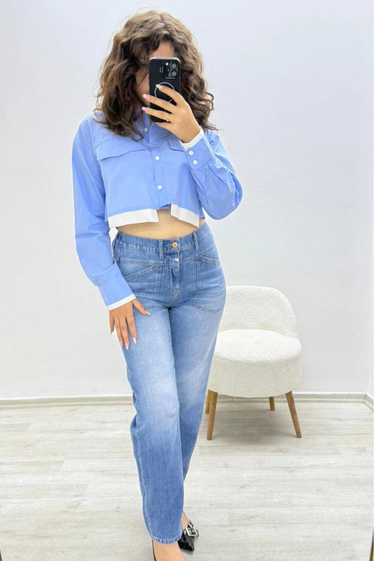 Cepli Mavi Beyaz Gömlek