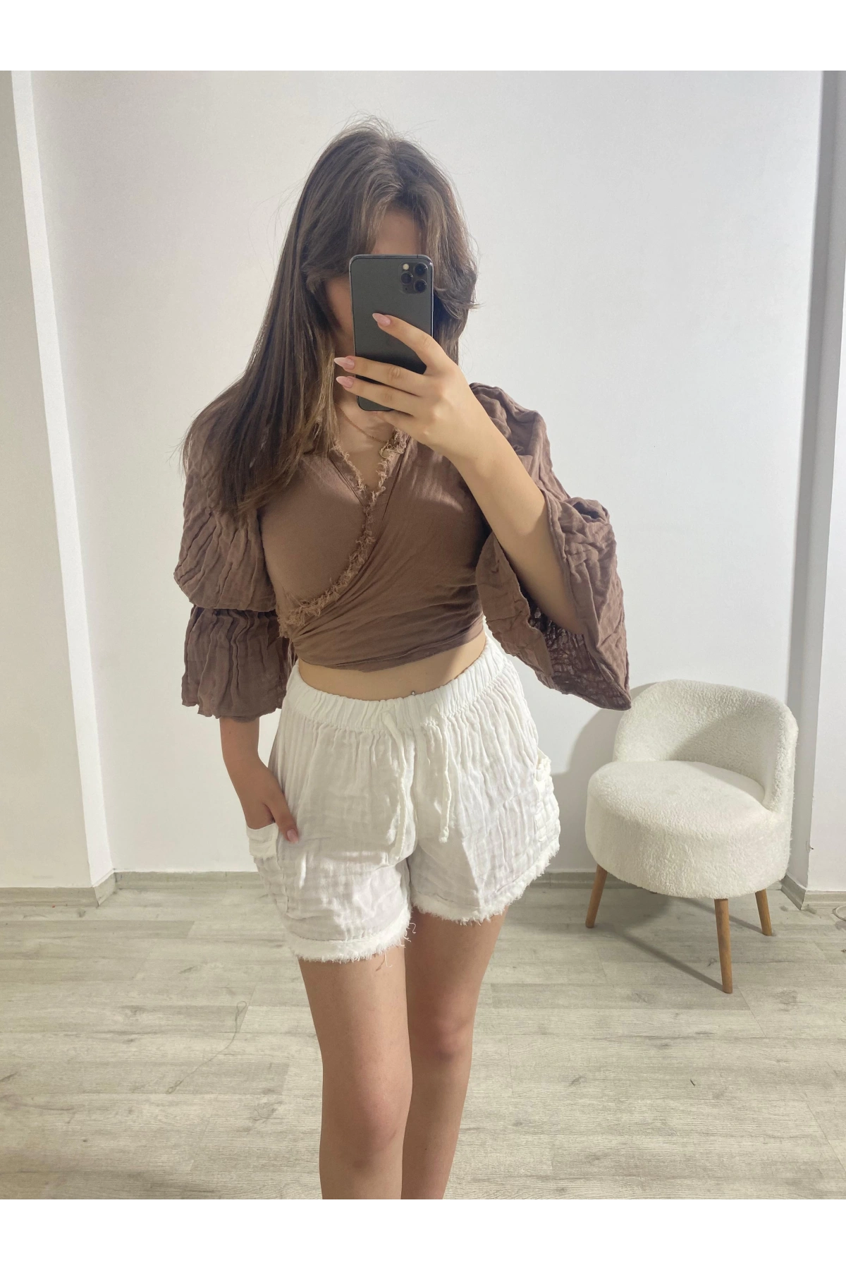 Büzgülü Şort Beyaz