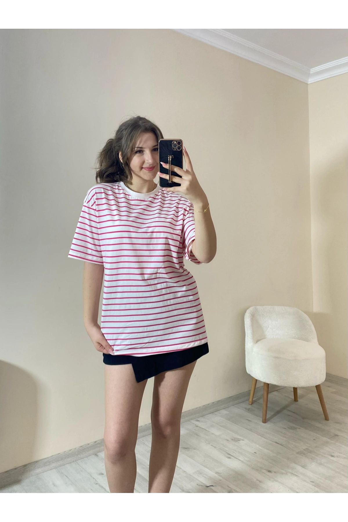 Pembe Çizgili Oversize Tişört