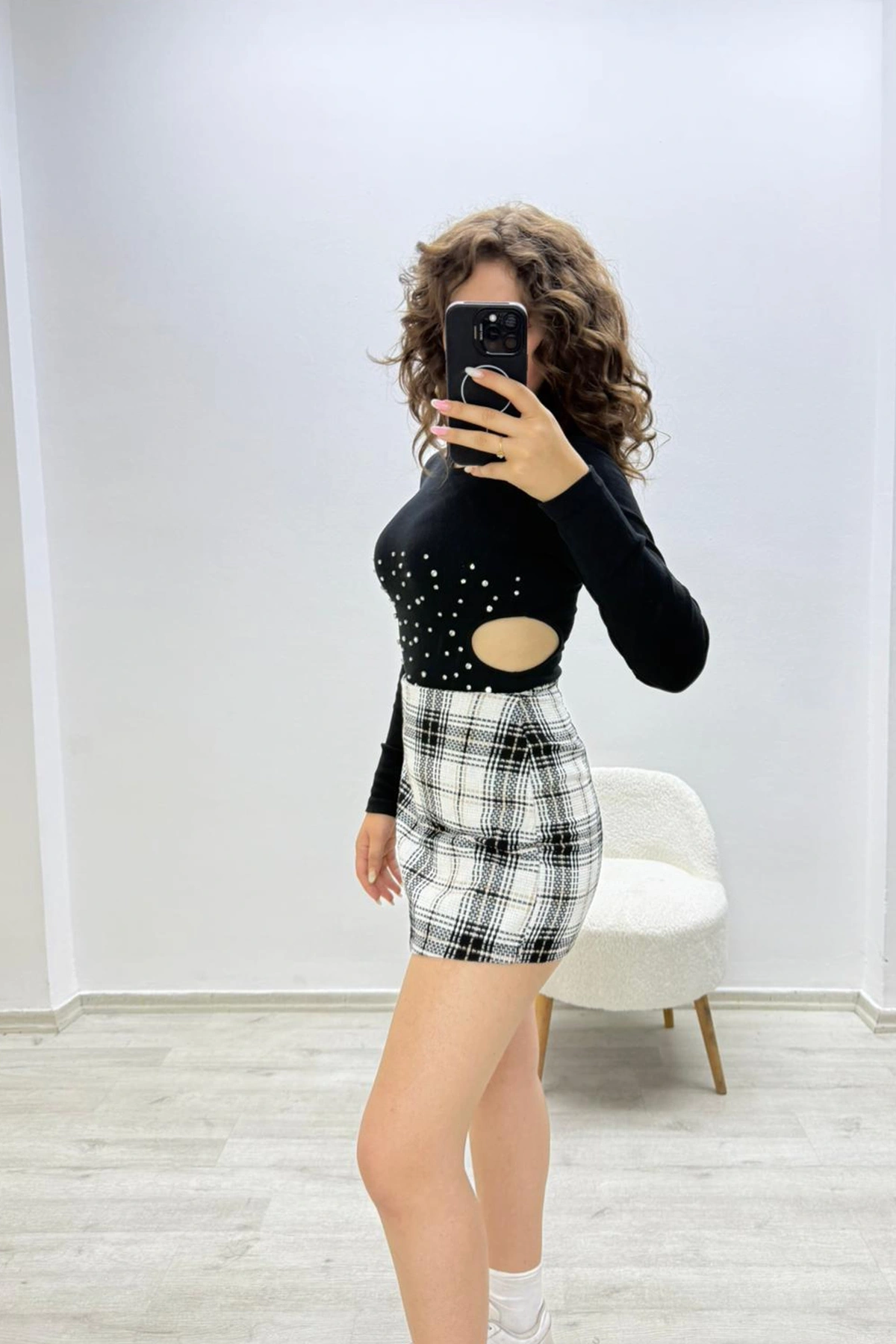 Siyah Taş İşlemeli Crop Bluz