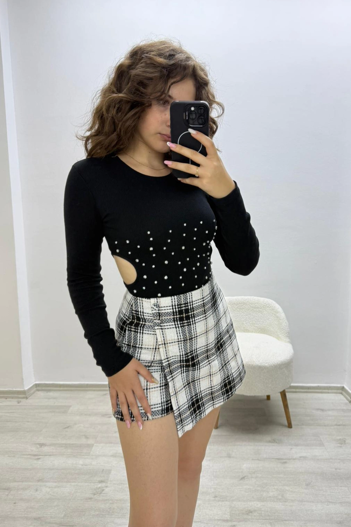 Siyah Taş İşlemeli Crop Bluz