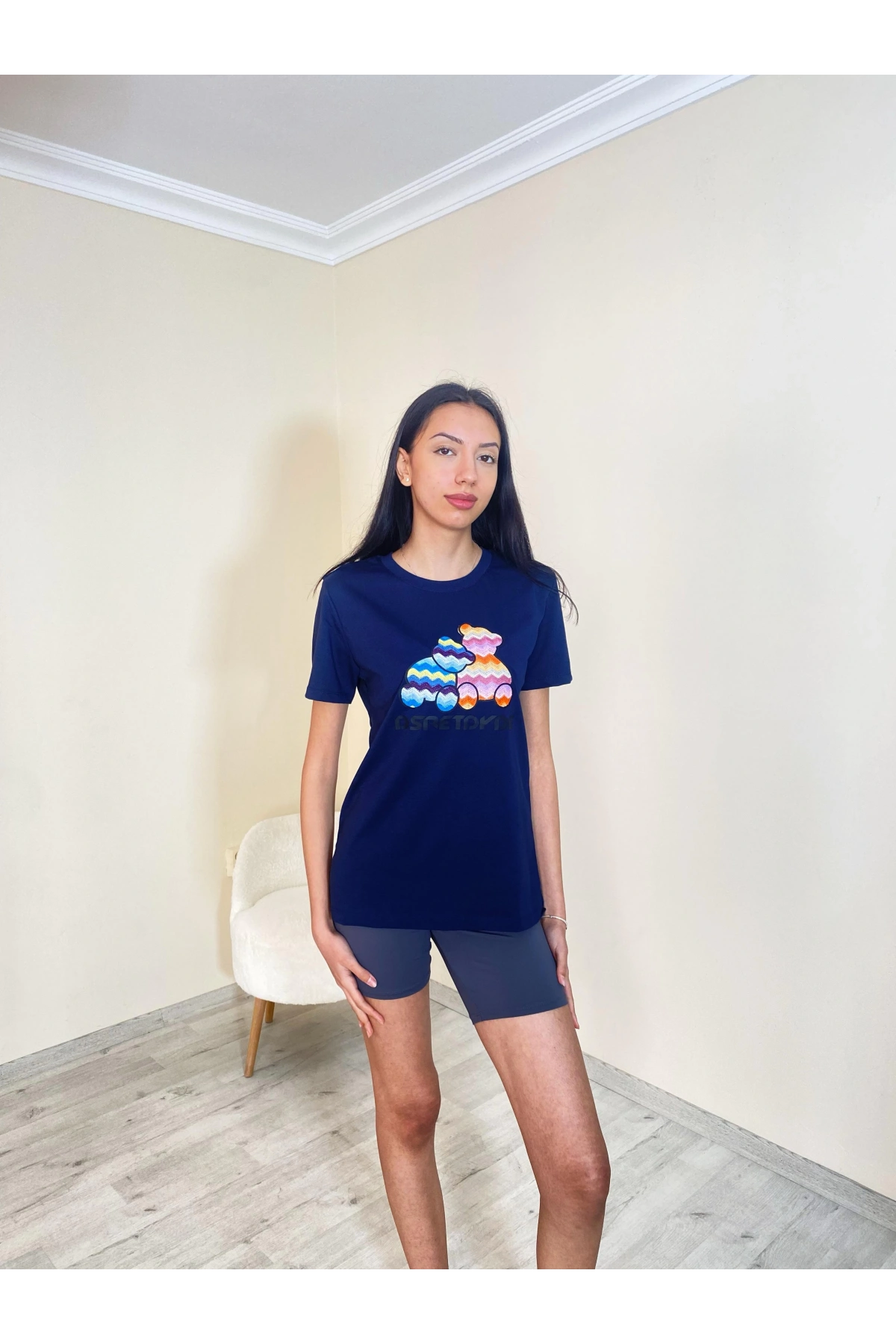 Süprem Renkli Ayı Oversize Tişört Lacivert