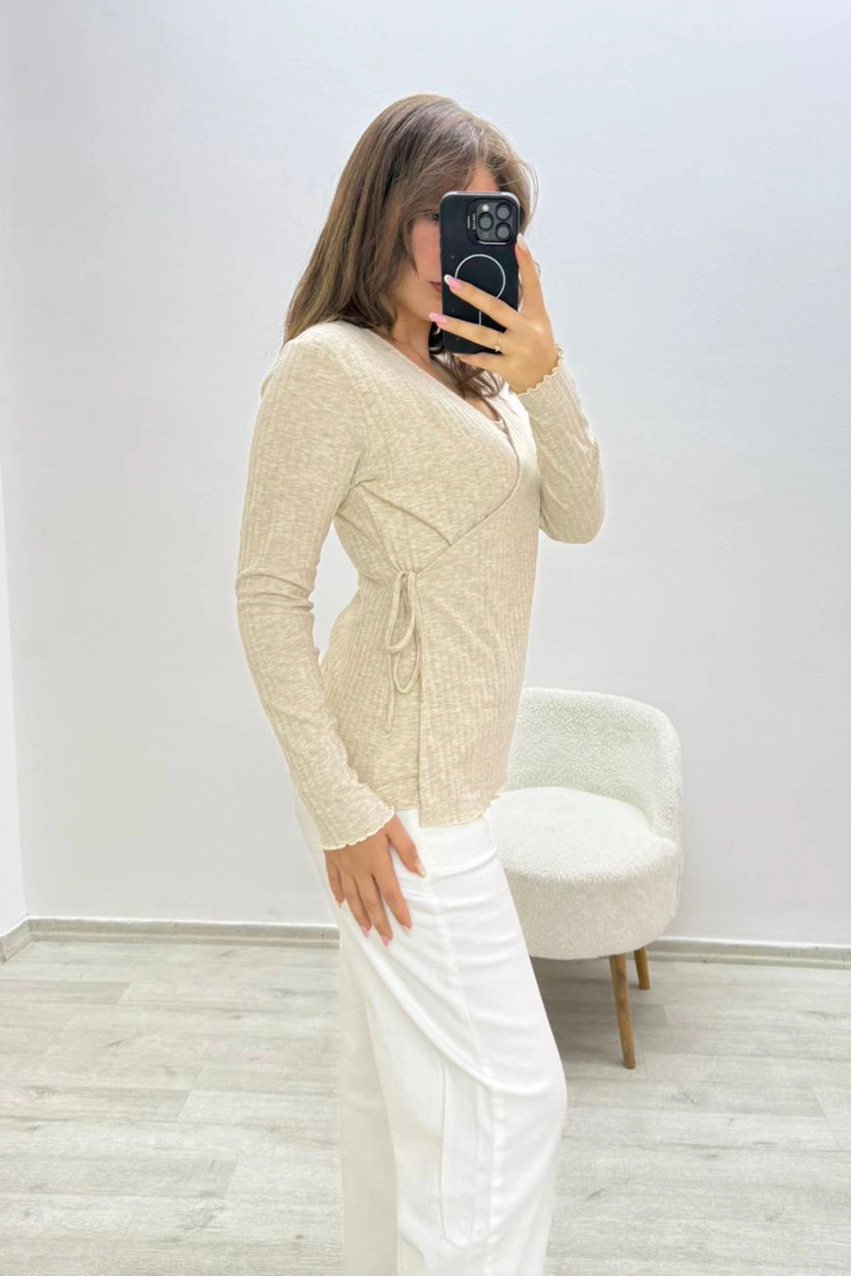Yandan Bağlamalı Uzun Ekru Bluz