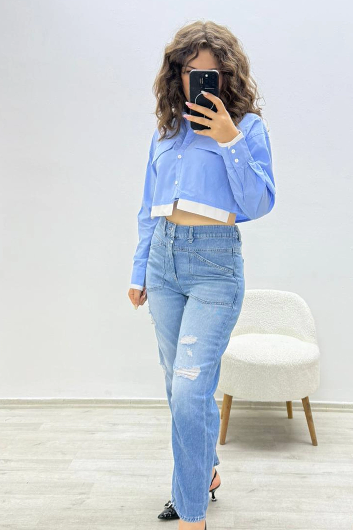 Yırtık Detaylı Mom Mavi Jean Pantolon