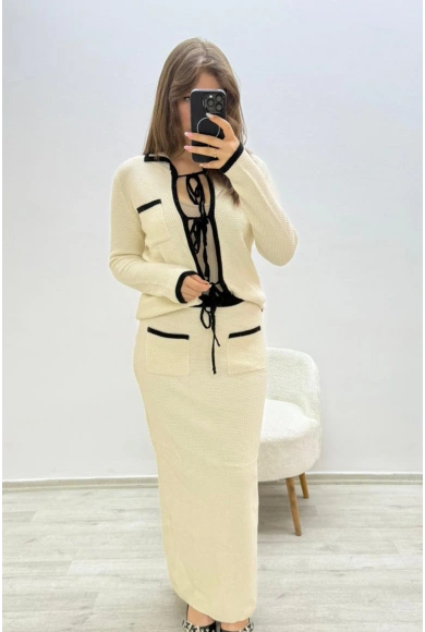 Alt Üst Beyaz İkili Etek Takımı