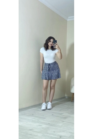 Belden Bağlama Detaylı Şort Etek Siyah