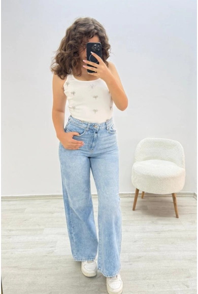 Düz Paça Açık Mavi Jean Pantolon