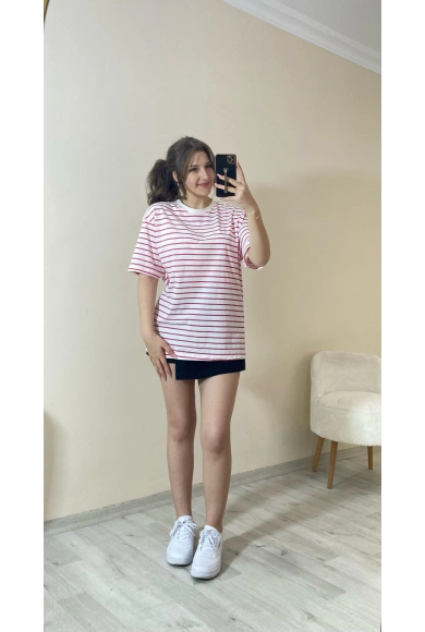 Pembe Çizgili Oversize Tişört