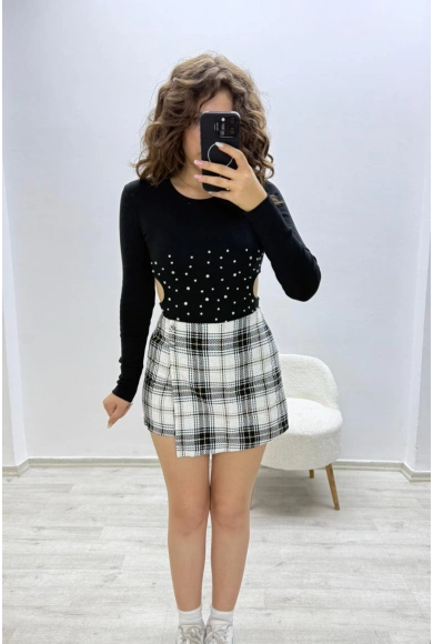 Siyah Beyaz Desenli Mini Etek