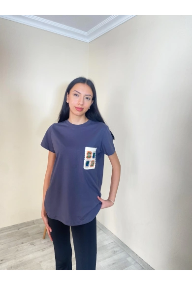 Süprem Cep Nakışlı Tişört Füme