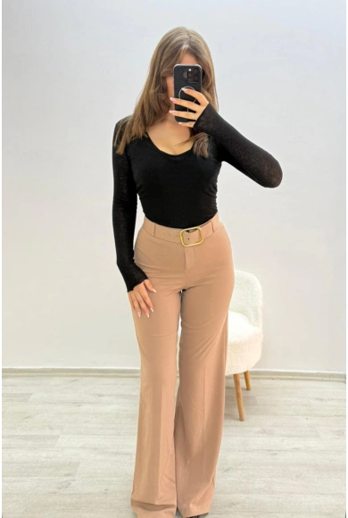 Yandan Bağlamalı Siyah Triko