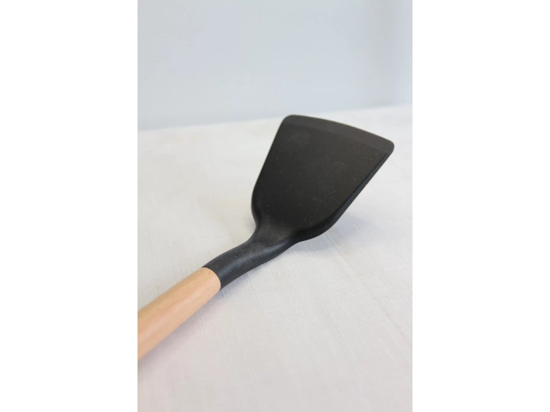 Ivory Bambu Saplı Silikon Spatula