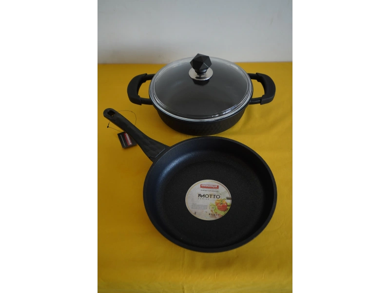 Kahramanlar Motto 2li Set 1 Tencere 1 Tava