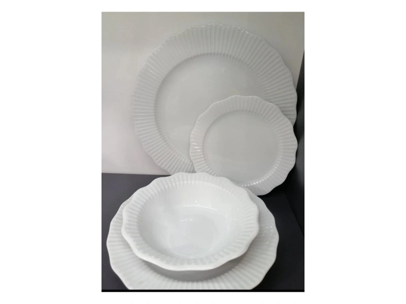 PORLAND FRiLLY BEYAZ 24 PARÇA 6 KİŞİLİK YEMEK TAKIMI