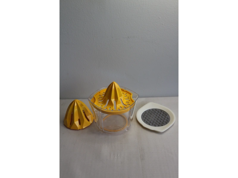 Rendeli Limon Sıkacağı